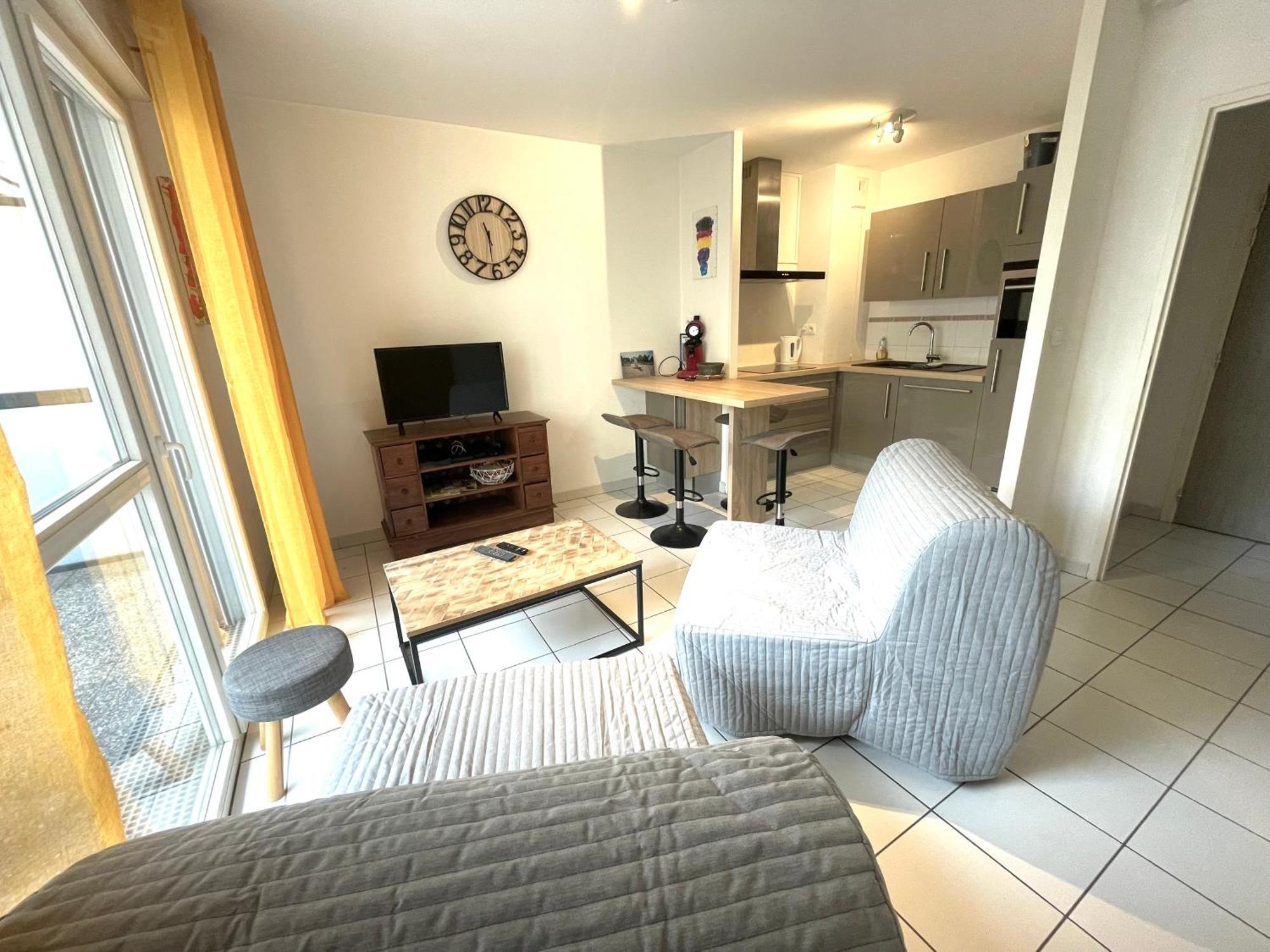 Majestic Apartment Besancon Bagian luar foto